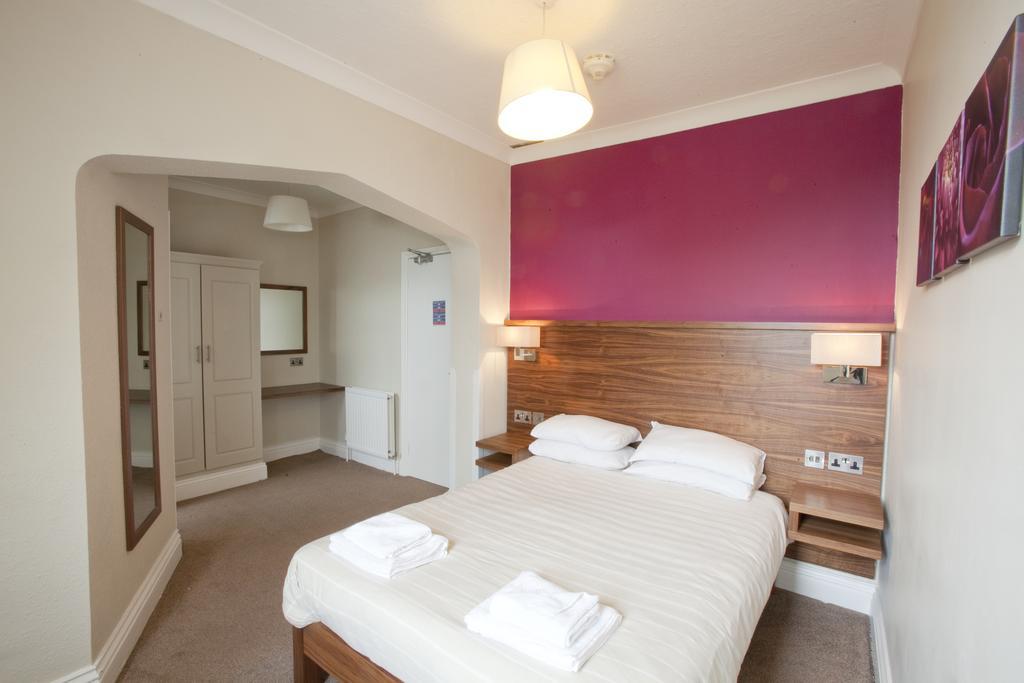 Wheatlands Lodge Hotel York Room photo